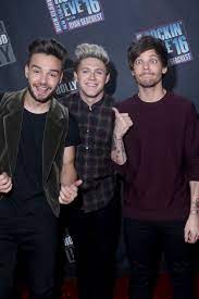 Louis tomlinson and liam payne are taking part in celebrity gogglebox this week / channel 4. Liam Payne And Louis Tomlinson Sang Happy Birthday To Niall Horan During The Coca Cola Music Experience Festival Teen Vogue