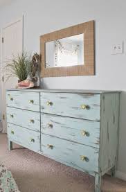 Awesome Distressed Bedroom Furniture Ideas Using Teak Wood Material Properties With White Beach Style Bedroom Distressed Bedroom Furniture Beach Themed Bedroom