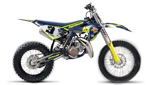 Graphics in your dirt bike can give you more satisfaction and also boost up your riding power in an effective manner. Full Custom Motocross Kit Awthentik Awthentik Design Group