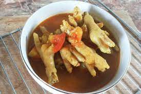 Cita rasa yang lezat dan khas dari pempek memang bukan hanya sebatas menggoyang lidah, tetapi juga bisa bikin siapa pun ketagihan setelah memakannya. Resep Pindang Ceker Pedas Khas Palembang Dapur Zahra