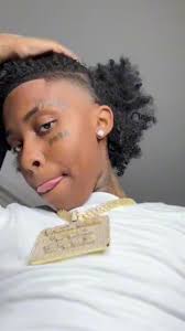 Kim Cutting's Instagram, Twitter & Facebook