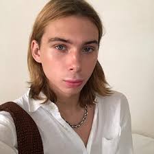 Montana Thomas's Instagram, Twitter & Facebook