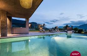 Hundreds of pictures and videos are added daily by our community members. Hotels Mit Infinity Pool Luxurioser Wellness Trend Mydays Magazin