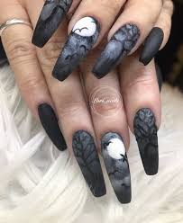 100 Halloween Manicures You Need To See And Try Halloween Nail Designs Halloween Acrylic Nails Halloween Nails