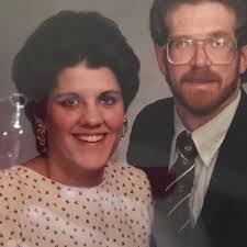 Donna Risinger's Instagram, Twitter & Facebook