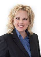 Deanne Pierce's Instagram, Twitter & Facebook