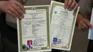04042014 jadi anggota dewan modal ijazah paket c sekitar 30 persen calon legislatif caleg di bangka belitung menggunakan ijazah paket c u. Pembuat Ijazah Palsu Dibekuk Polisi Jkt Youtube