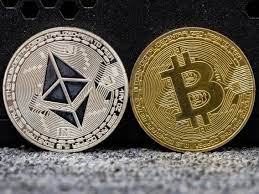 Bitcoin, bitcoin cash, ripple, ethereum, and litecoin round out the top 5 cryptos. Bitcoin Vs Ethereum 10 Experts Told Us Which Asset They D Rather Hold And Why Currency News Financial And Business News Markets Insider