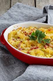 Recette Fusilli Au Four Aux Poireaux Et Aux Lardons En Video Recette Recette A Base De Poireaux Pates Poireaux Gratin De Pates Original