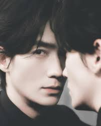 My eyes met many eyes, but only got lost in yours ! Cre pic: 七天内可修改一次名字