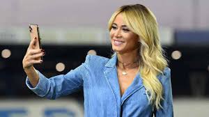 Sports commentator, model, internet celebrity years active: Diletta Leotta Unexpected Turn The Announcement Surprises I Chose To Leave