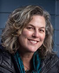 Sally Hays's Instagram, Twitter & Facebook