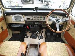 レトロな内装 車 内装 旧車 車インテリア