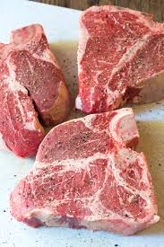 Ideally, you'll grill over a bed of embers, using natural charcoal lumps. Bistecca Alla Fiorentina Florentine Steak Platter A Spicy Perspective