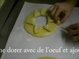 Soleil De Marcillac Fouace Aveyron Tradition Aveyronnaise Fr Fouace Desserts Simples Aveyron