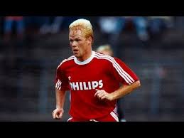 Ronald koeman was born on march 21, 1963 in he has been married to bartina koeman since december 27, 1985. Ronald Koeman Vs Real Madrid 1989 Youtube