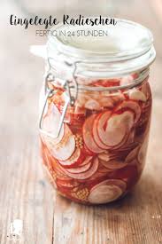 Marion Leach (marlea67)