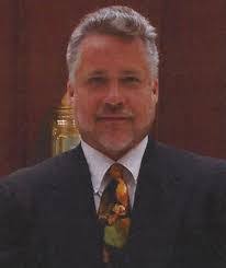 Kurt Roy's Instagram, Twitter & Facebook