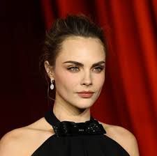 Growing out your bob? Bookmark Keira Knightley's latest style