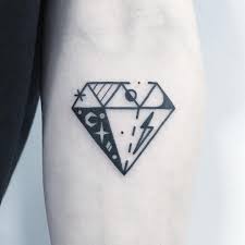 Pin By Melina Aguiar On Best Tattoos Diamond Tattoo Designs Tattoos Small Tattoos