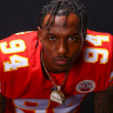 The Kansas City Chiefs 添加了1 张新照片。