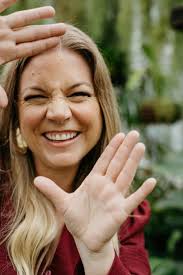 Iconic Magazine Volume 20 by becomingiconic