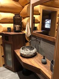 Badezimmer Im Blockhaus Naturstammhaus Rundstammhaus Blockhaus