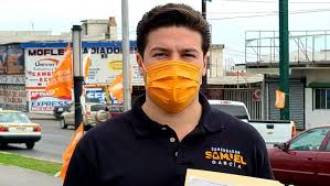 El padre de samuel garcía, samuel orlando garcía mascorro, también es abogado nacido en tamaulipas que en su juventud se dedicó al campo.su madre es silvia sepúlveda, hija de un empresario de refacciones para electrodomésticos. Samuel Garcia Promete Nuevo Estadio Para Tigres Los Tubos