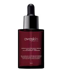 Serum kulit ini mengandung 83% ekstrak propolis lebah hitam murni yang dikenal dengan sifat melembabkan kulit yang sangat baik. 15 Rekomendasi Serum Wajah Terbaik Untuk Mencerahkan Kulit Wajah