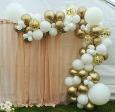 20 Extraordinary New Year S Eve Balloon Garland Ideas For Party Decoration Balloon Garland Confetti Balloons Birthday Engagement Party Decorations