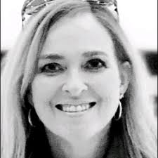 Tamara Ledbetter's Instagram, Twitter & Facebook