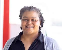 What vending machine to buy and where to place it in Newark, Delaware?