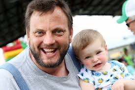 Photographer recommended for graduation events