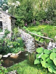 9 Flowers For The Perfect Postcard Cottage Garden Look Chelsea Garden Chelsea Flower Show Chelsea Flower Show 2018