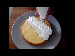 Pochage De La Tarte Citron Meringuee Youtube Tarte Au Citron Pochage Tarte