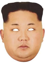 Coraz głośniej mówi się o tym, że przywódca korei północnej kim dzong un zmarł 22 kwietnia po chirurgicznej operacji. Tekturowa Maska Kim Dzong Un Maska Polityka Maski Straszne