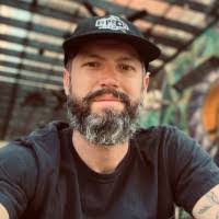 Robert Witbeck's Instagram, Twitter & Facebook