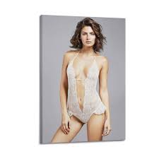 Amazon.com: liMDxl Natalie Portman Beautiful Sexy Rare Feminine Poster  Canvas Art And Wall Art Picture Print Modern Family Bedroom Decors  24x36inch(60x90cm): Posters & Prints