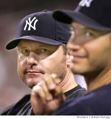 Mitchell unveils web of steroid use in baseball