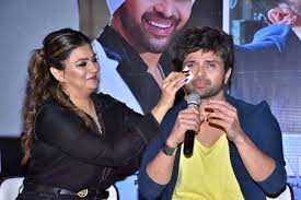 Himesh had an elder brother who died at the age of 11. Pics Himesh Reshammiya And Wife Sonia Kapur S Adorable Pda During Teri Meri Kahaani Song Launch Celebrities News India Tv