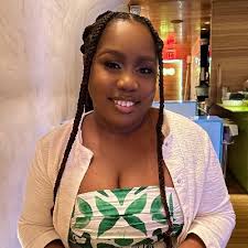 Nicole Ingram (@NicoleMargni)