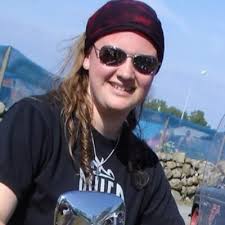 Anna Möller (@AnnaMoller82)