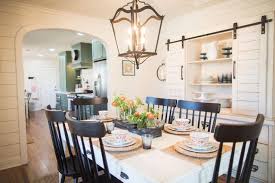 Fixer Upper Season 3 Episode 16 The Chicken House Fixer Upper Dining Room Stylish Dining Room Farmhouse Style Dining Room