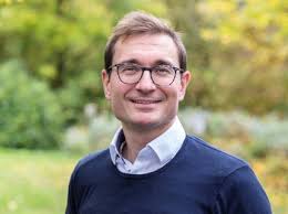 An enzyme in training camp: Capturing and using CO2 efficiently