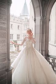 Style Dp253 Cinderella Allure Bridals In 2020 Disney Inspired Wedding Dresses Disney Wedding Dresses Allure Bridal
