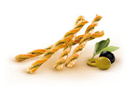 Les Ficelles Aux Olives Vertes Et Noires Le Gout Si Delicat Des Ficelles Aux Olives Vertes Et Noires Est Du Aux Ingredients Naturels Qui Sont Employes
