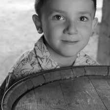 Nicholas Malin-Adams (@NikoMaloArt)