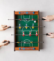 Un cadeau 20 ans spécial emménagement ! Top 25 Idees Cadeaux Foot Pour Fan De Foot 2021 Cadeauzapp