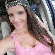 What are options for renting a 3 bedroom 2 bath house in Blue Springs  District?