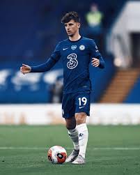 الخطوط التجريدية الحمراء والزرقاء الداكنة. Pin On Mason Mount